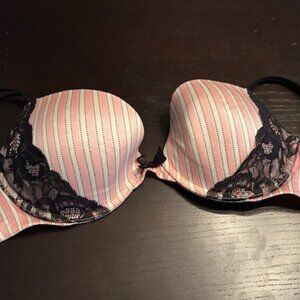 Victoria's Secret Very Sexy Push-Up Bra